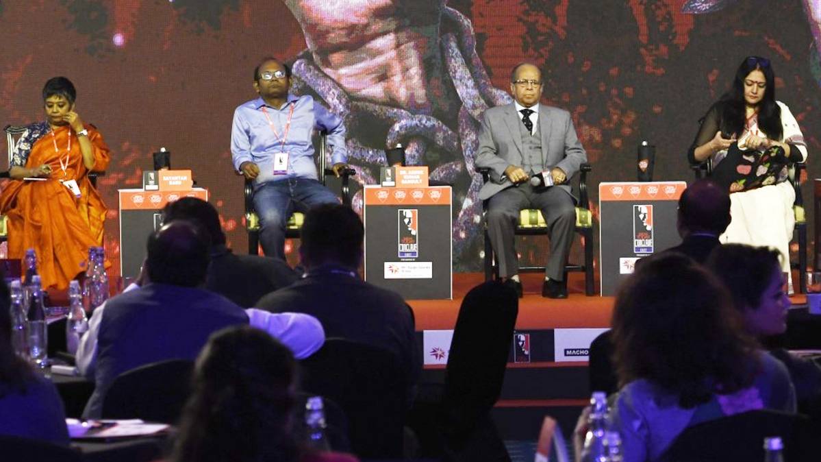 सेजिशन सेशन के दौरान उपस्थित गेस्ट