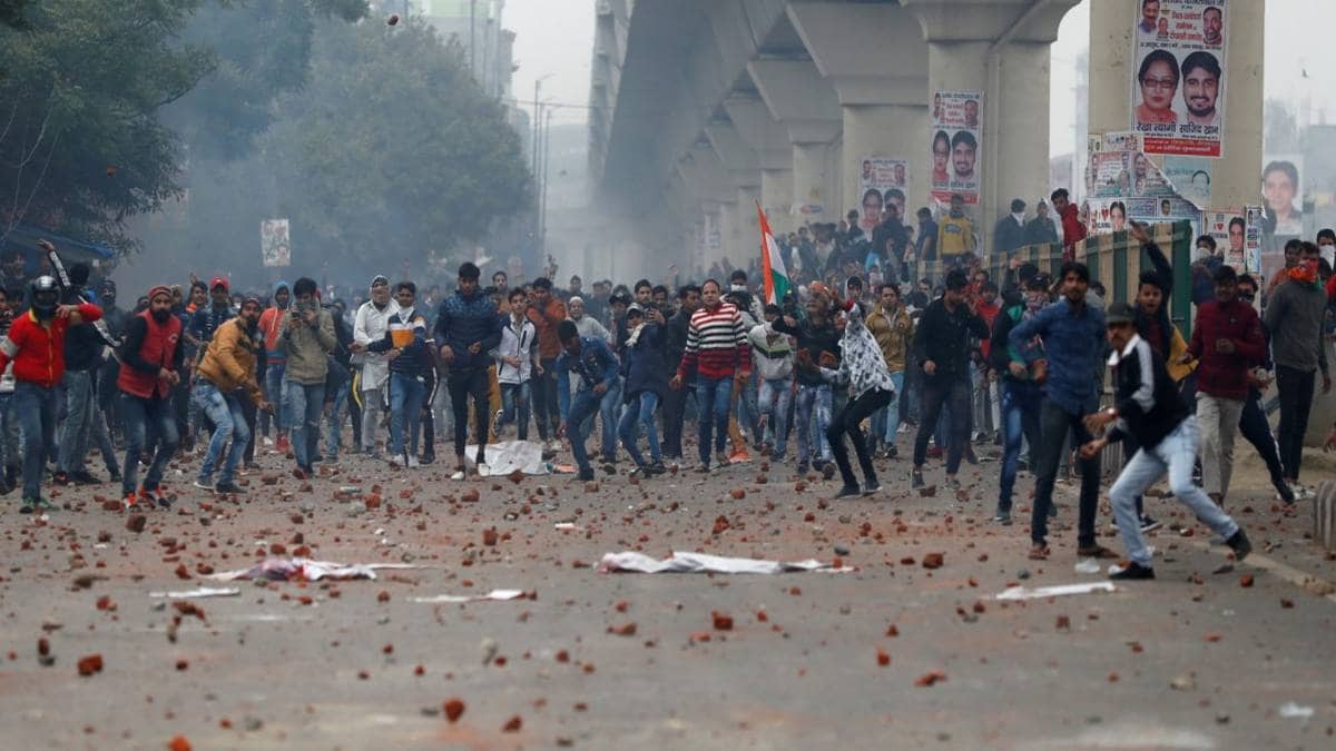 सीलमपुर सुलगा (फोटो-PTI)