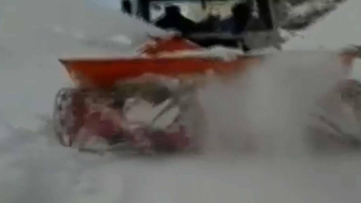 उत्तराखंड और हिमाचल में बर्फबारी शुरू (फोटो टीवी ग्रैब)