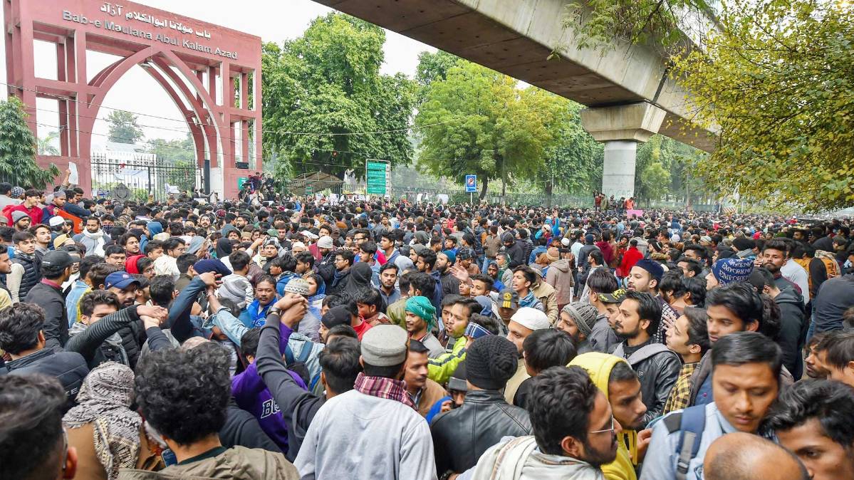 जामिया के छात्रों ने किया विरोध प्रदर्शन (फोटो-PTI)