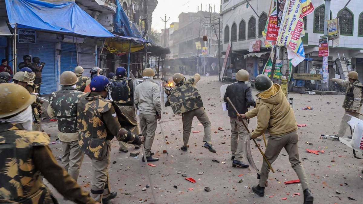 नागरिकता कानून पर बवाल (फोटो-PTI)