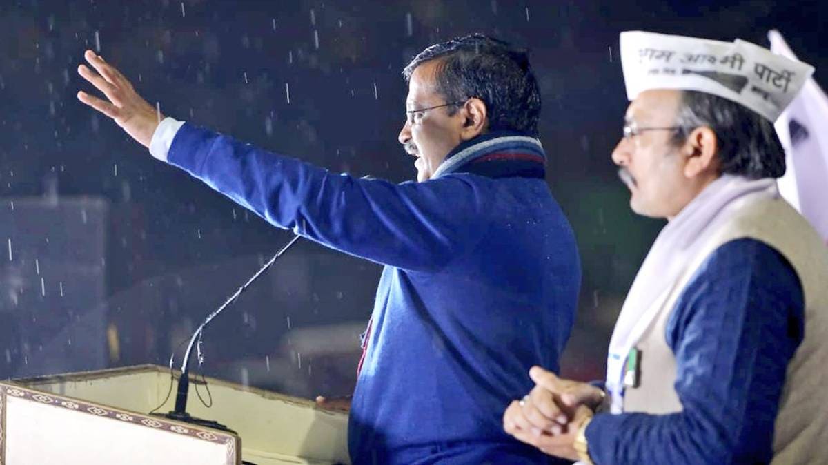 दिल्ली में एक चुनावी रैली में सीएम केजरीवाल