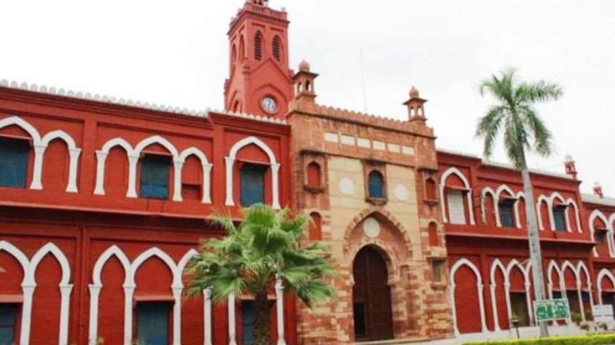 100 शहर 100 खबर