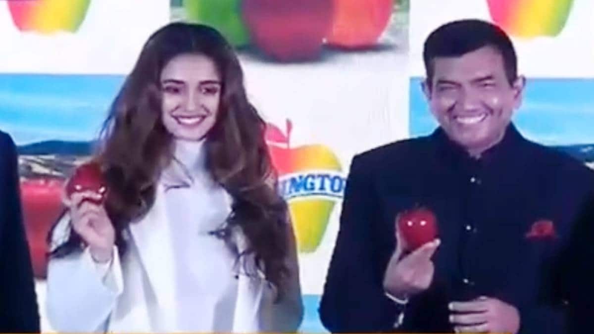 दिशा पाटनी और संजीव कपूर ने बताई वॉशिंगटन सेब की खासियत