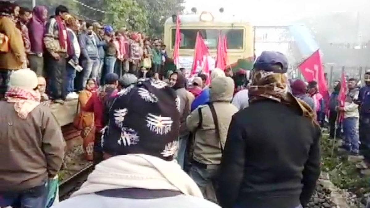 West Bengal: Protesters also block railway track in Kanchrapara,North 24 Parganas.(Photo ANI)