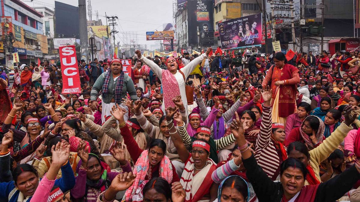 बिहार में भारत बंद का असर (फोटो-PTI)