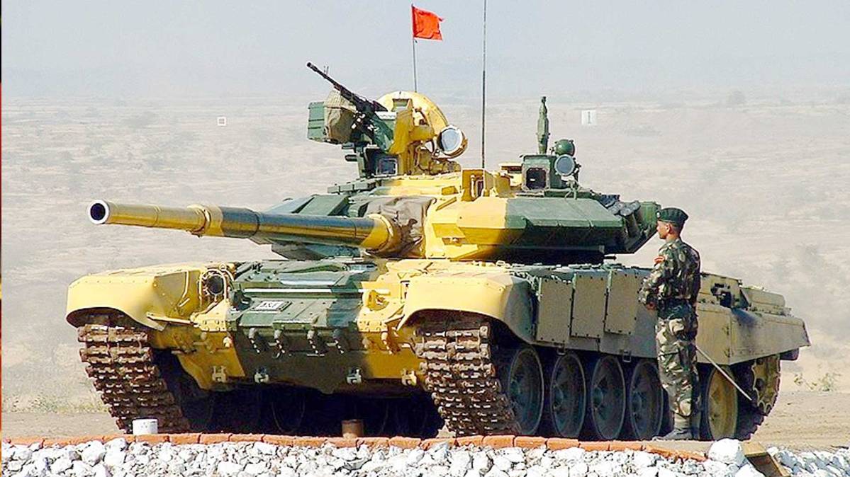 भारतीय सेना का T-90 भीष्म टैंक