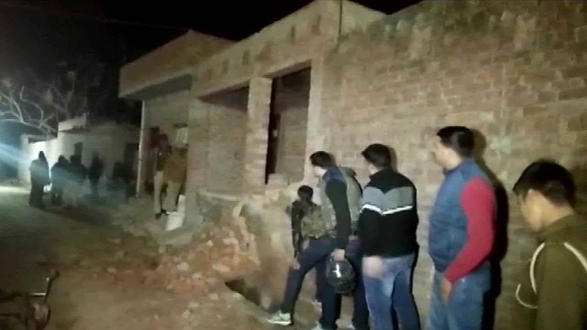 फर्रुखाबाद में रेस्क्यू के लिए पहुंची पुलिस