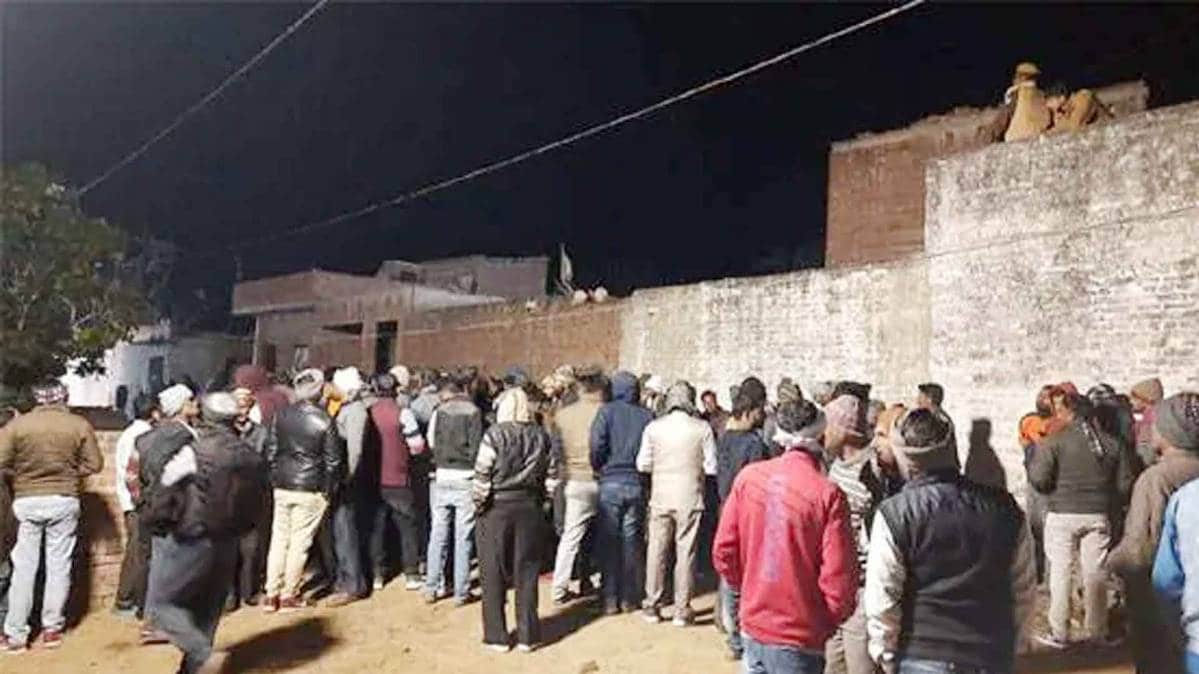 फर्रुखाबाद में रेस्क्यू के लिए पहुंची पुलिस बल