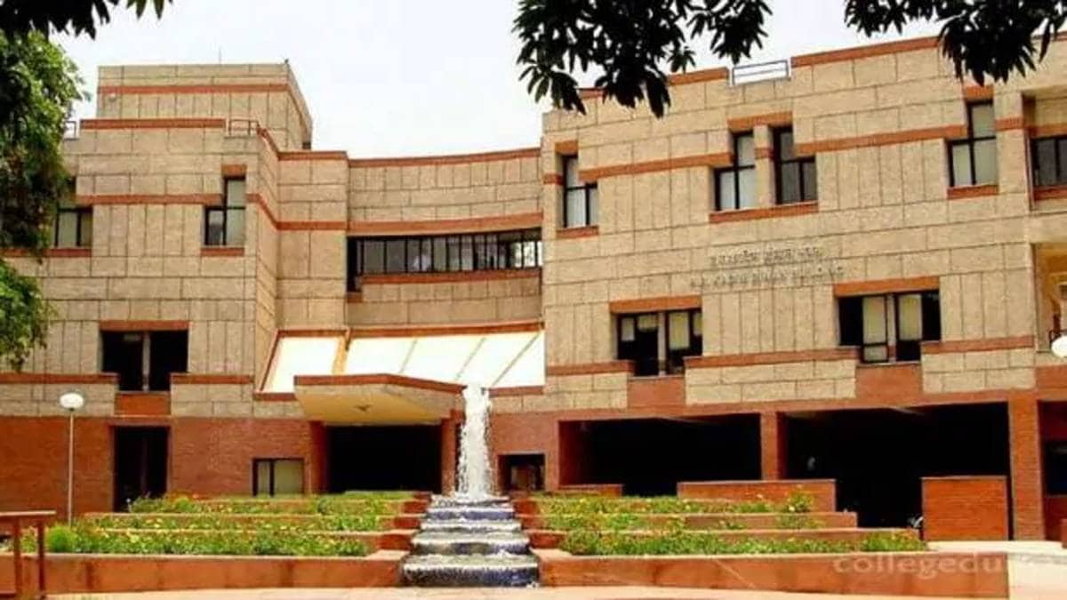 फैज की नज्म में 'हिंदू विरोध की खोज' (फाइल फोटो)