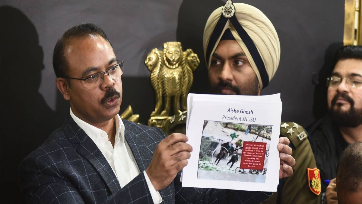 JNU हिंसा की जांच में क्राइम ब्रांच का खुलासा (फोटो-PTI)