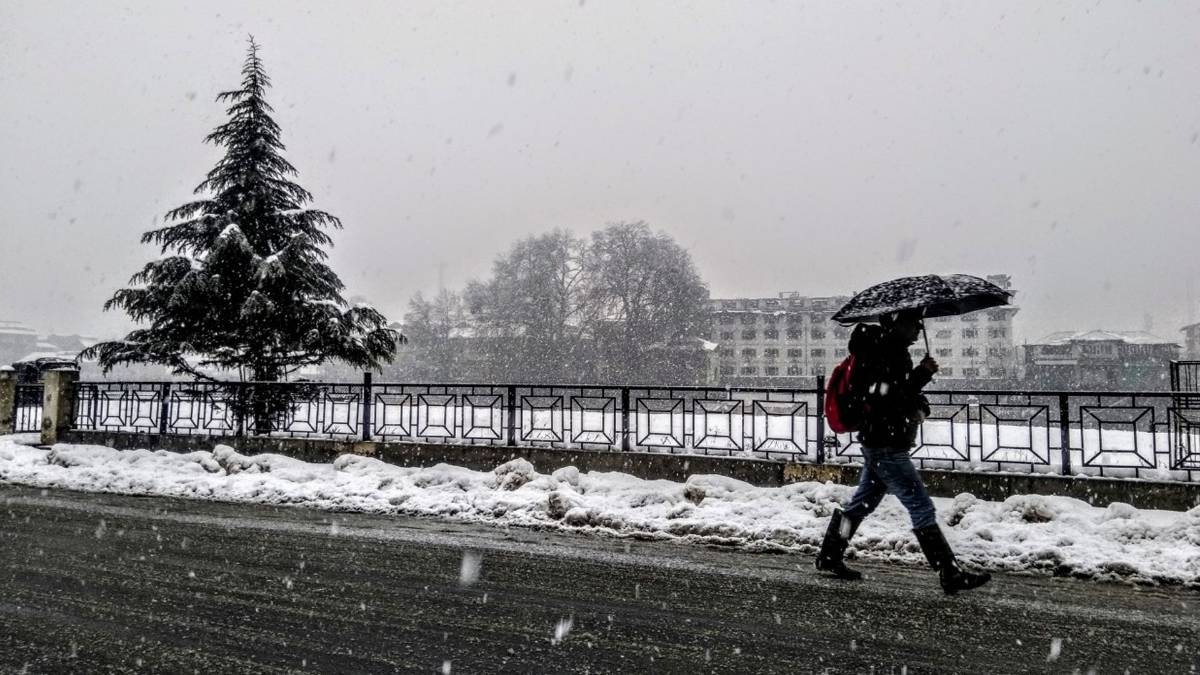 जम्मू-कश्मीर दौरे पर जाएगी मंत्रियों की फौज (फोटो-Rouf A Roshanga)