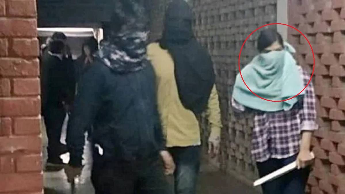 कोमल शर्मा