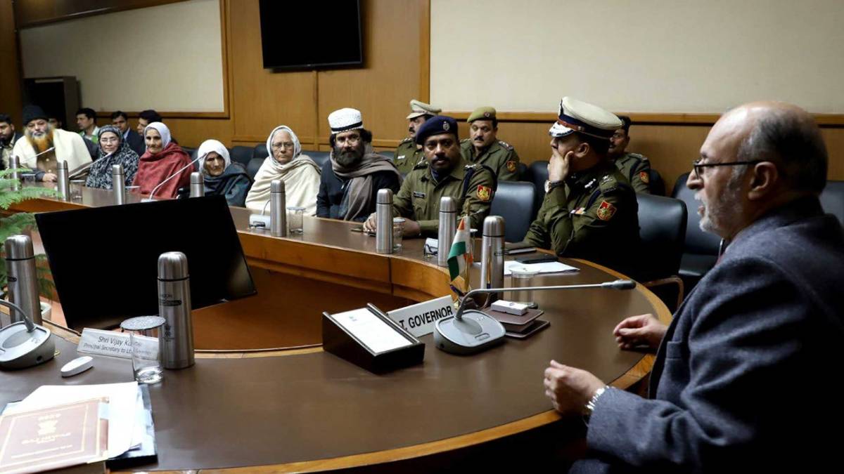 Shaheen Bagh protestors on Tuesday met the Lt Governor of Delhi, Anil Baijal