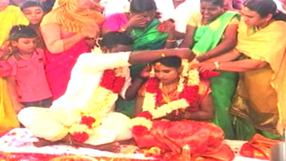 हिंदू जोड़े ने मस्जिद में रचाई शादी