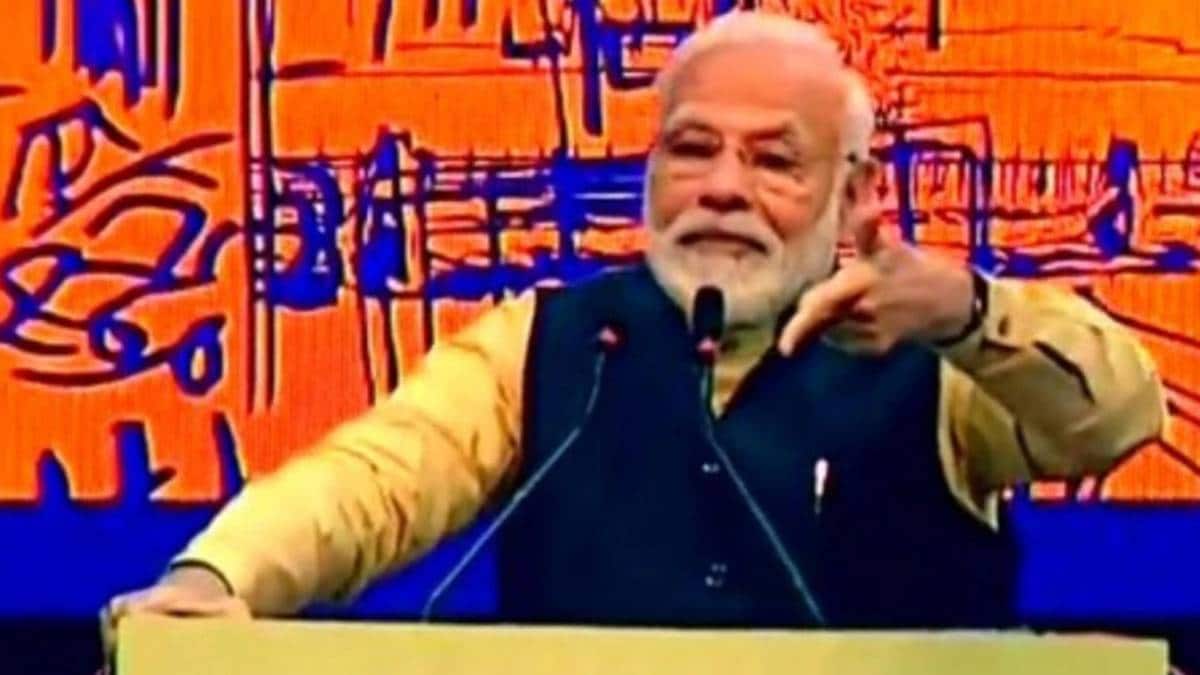 नरेंद्र मोदी