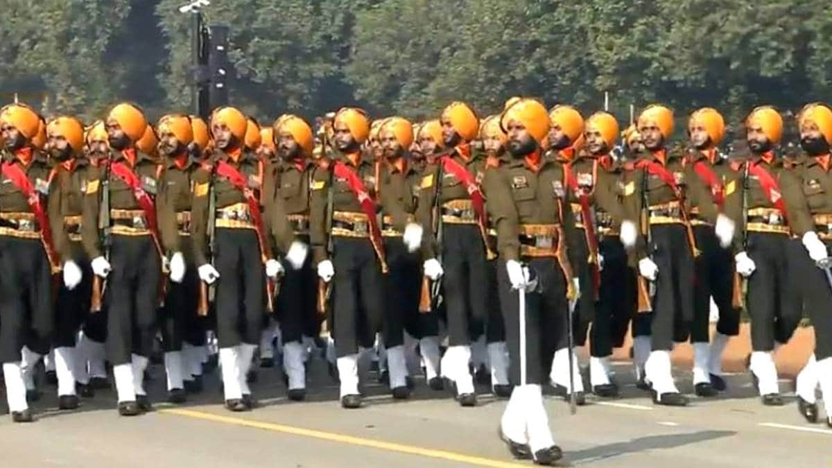 71वें गणतंत्र दिवस पर राजपथ पर बुलंद भारत का विहंगम दृश्य