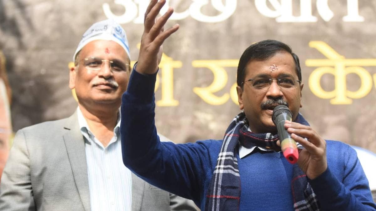 CM केजरीवाल ने किया दफ्तर का उद्घाटन