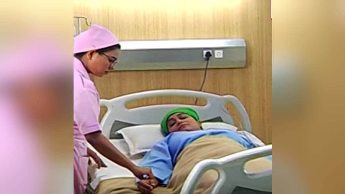 सास बहू और बेटियां