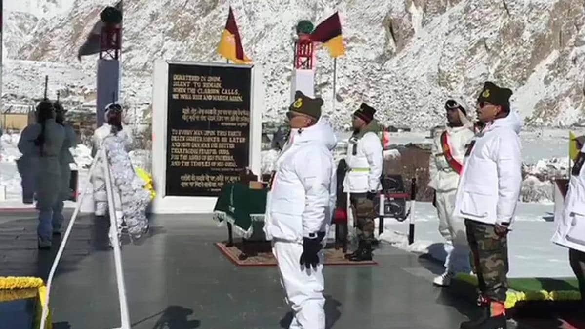 Chief of the Army Staff, General Manoj Mukund Naravane,  pays tribute at Siachen War Memorial. (Photo ANI)