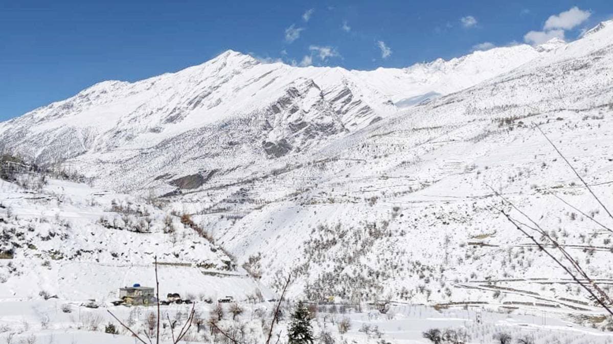 Heavy snowfall in parts of Himachal Pradesh (Photo ANI)