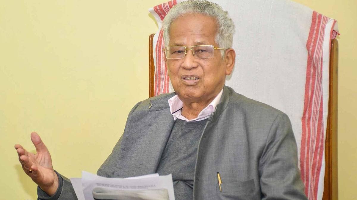 असम के पूर्व मुख्यमंत्री तरुण गोगोई (फोटो-PTI)