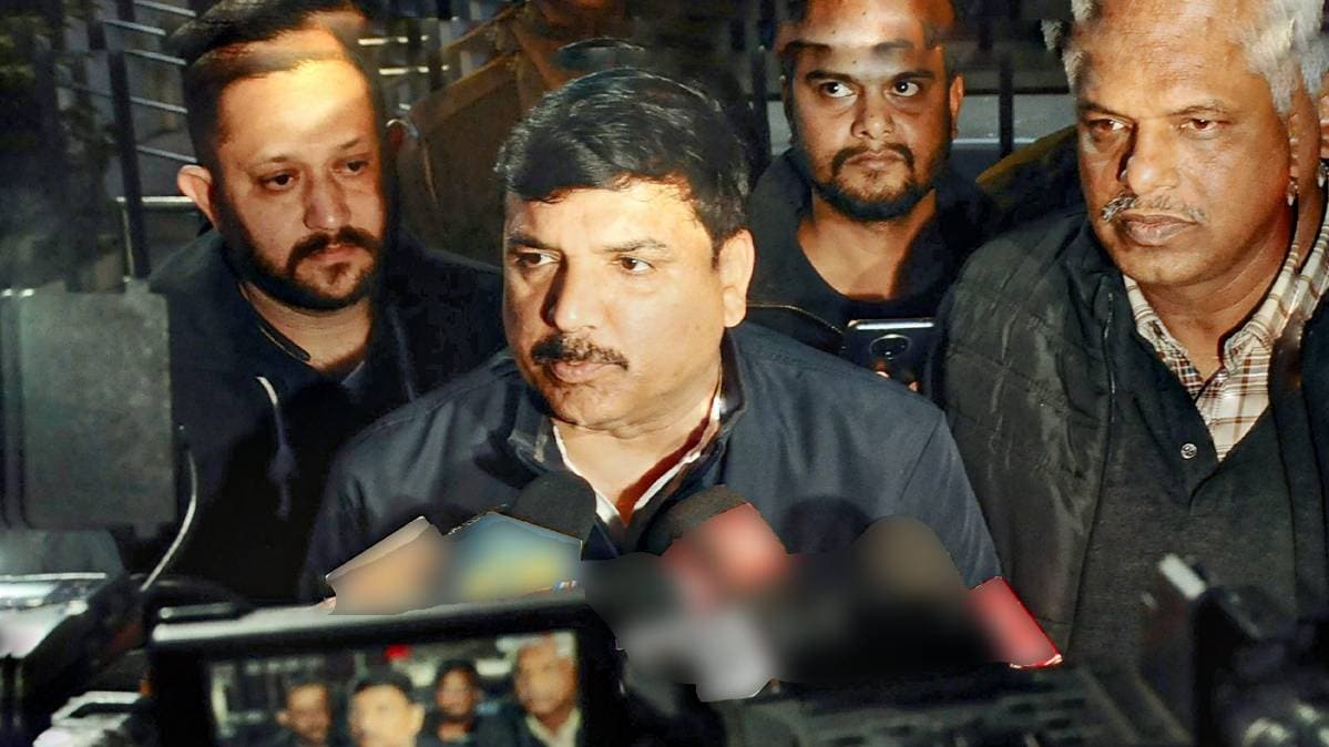 AAP files complain against CM Yogi and Sambit Patra (Photo-PTI)