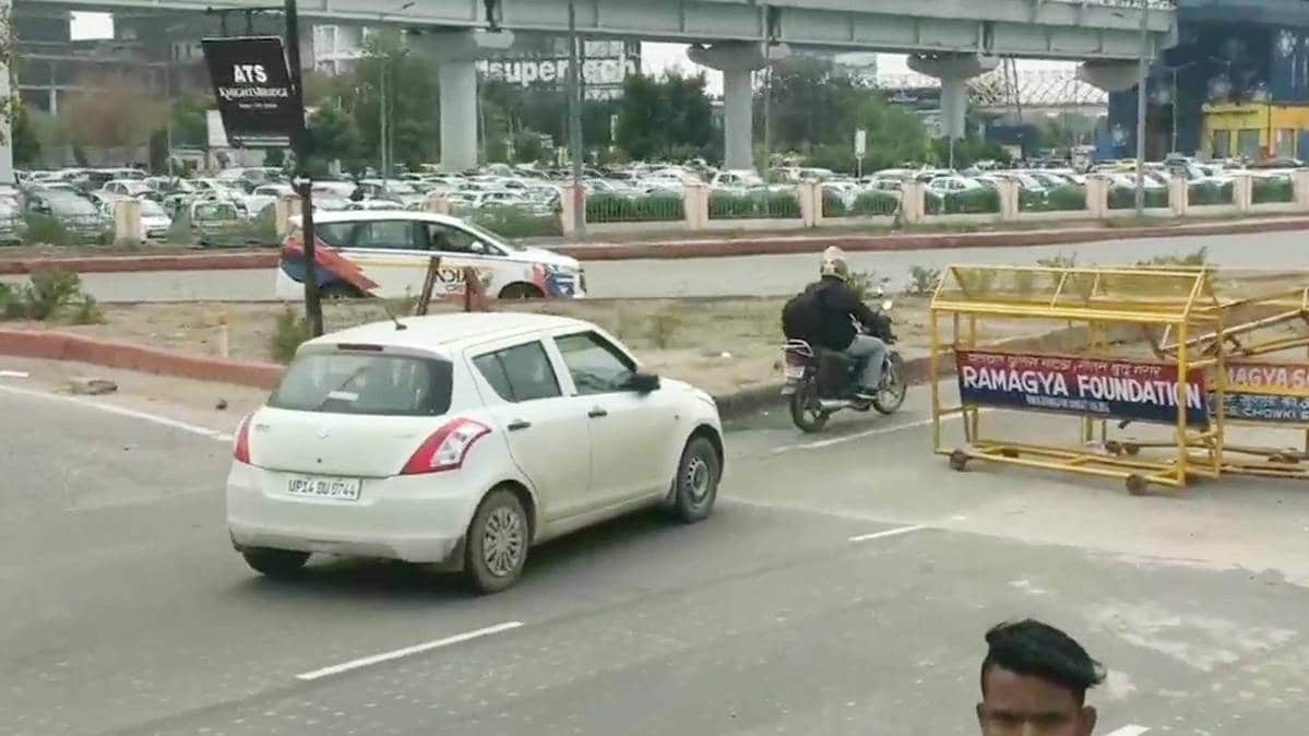 दिल्ली नॉनस्टॉप 100