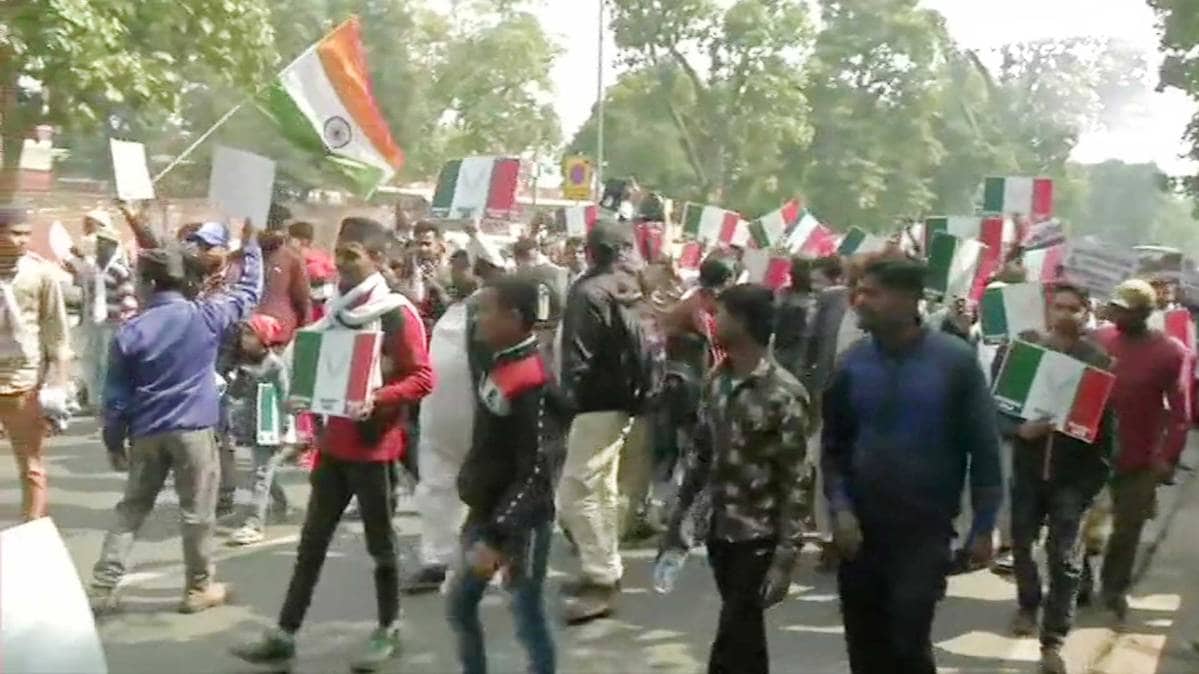 मंडी हाउस से जंतर- मंतर तक लोगों ने मार्च निकाला (फोटो-ANI)