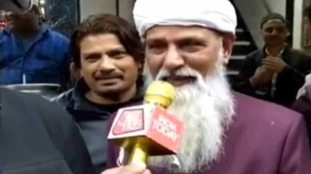 दिल्ली चुनाव 2020 पर चांदनी चौक में बात करते हुए मतदाता (फाइल)