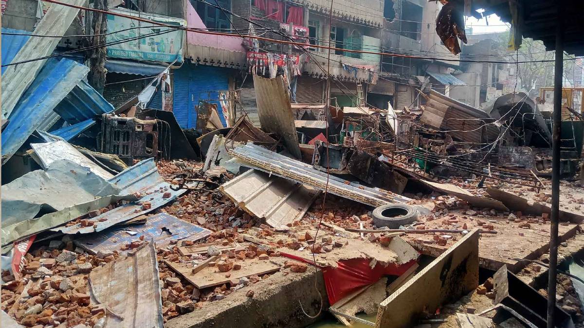 Delhi Violence: सवालों के घेरे में दिल्ली पुलिस