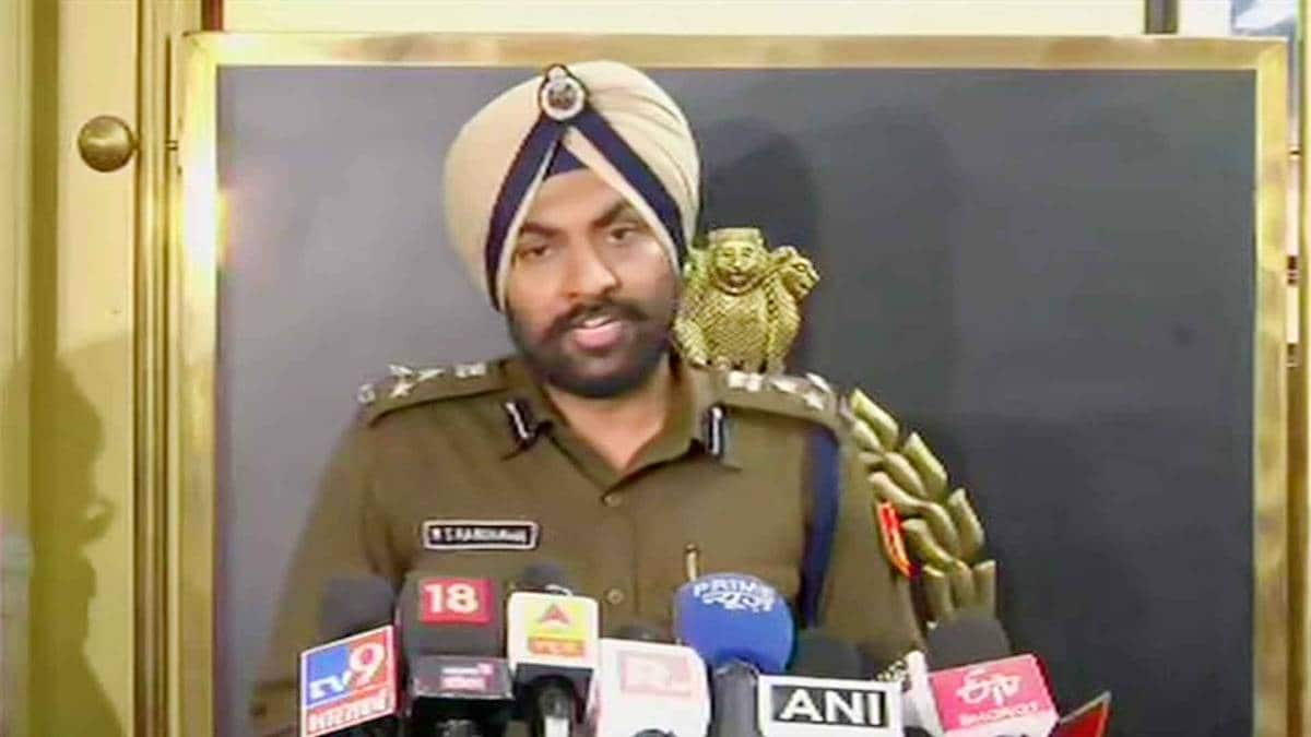 दिल्ली पुलिस ने की प्रेस कॉन्फ्रेंस