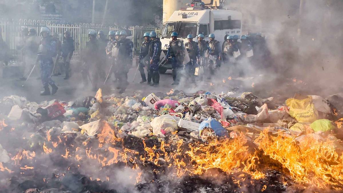 दिल्ली हिंसा में हालात अब भी तनावपूर्ण (फोटो-PTI)