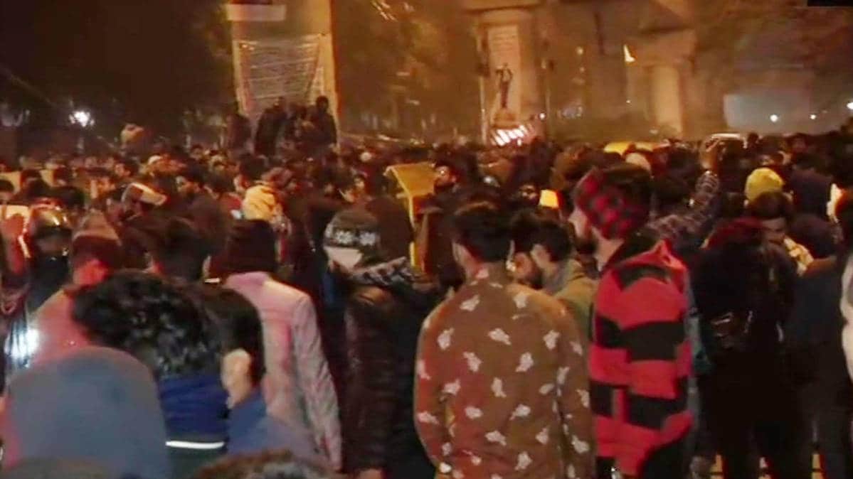 Firing at Delhi's Jamia Millia Islamia (Photo ANI)