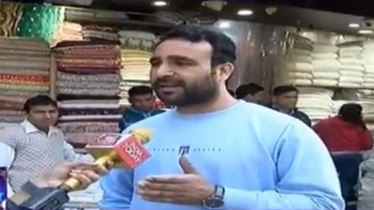 कस्तूरबा नगर विधानसभा क्षेत्र के लोगों ने बताईं समस्याएं (फाइल- वीडियो ग्रैब)