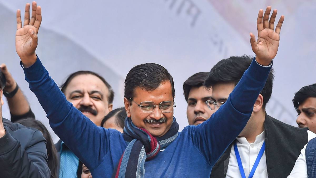 दिल्ली में फिर केजरीवाल (फोटो-PTI)