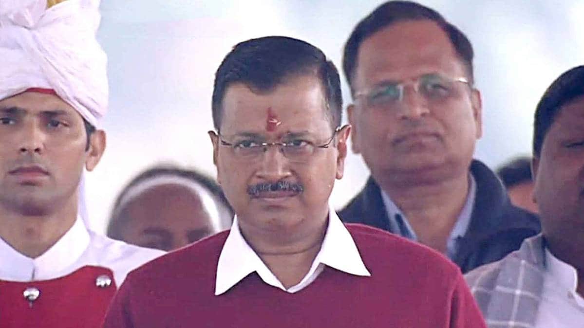 अरविंद केजरीवाल पहुंचे रामलीला मैदान