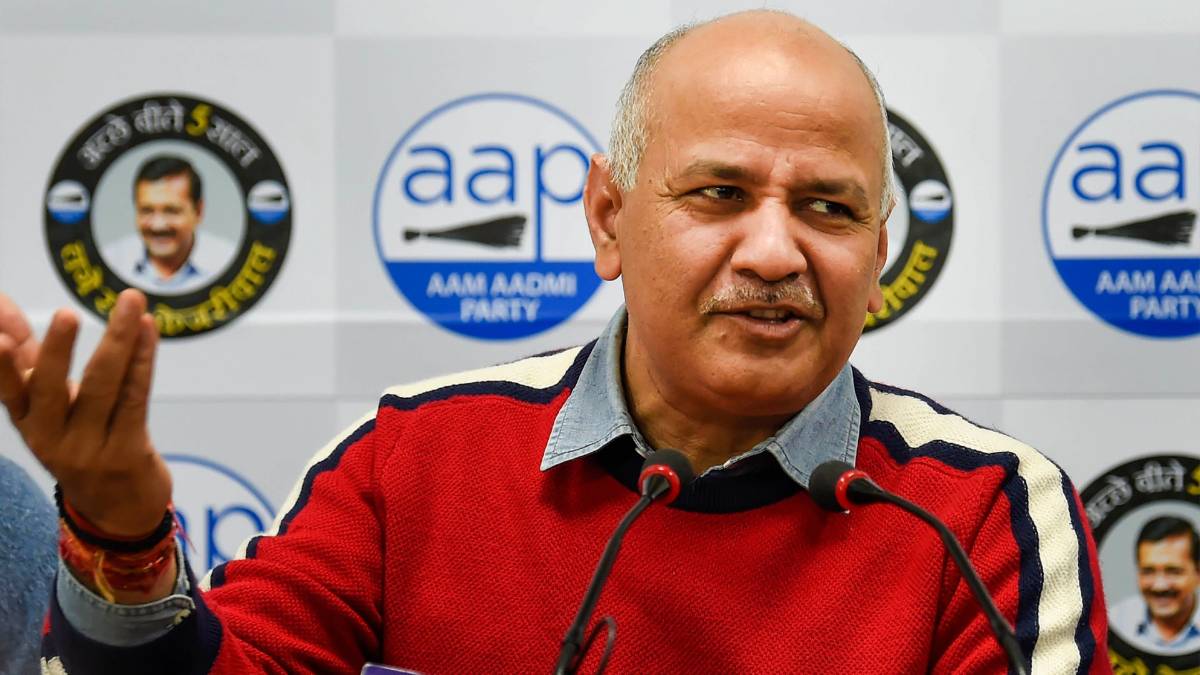 शिक्षकों को बुलाने पर सांसद परवेश शर्मा ने लगाया था आरोप (Photo-PTI)