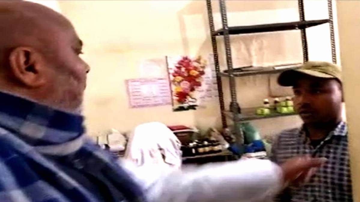 युवक पर भड़के बीजेपी विधायक प्रेम सागर पटेल