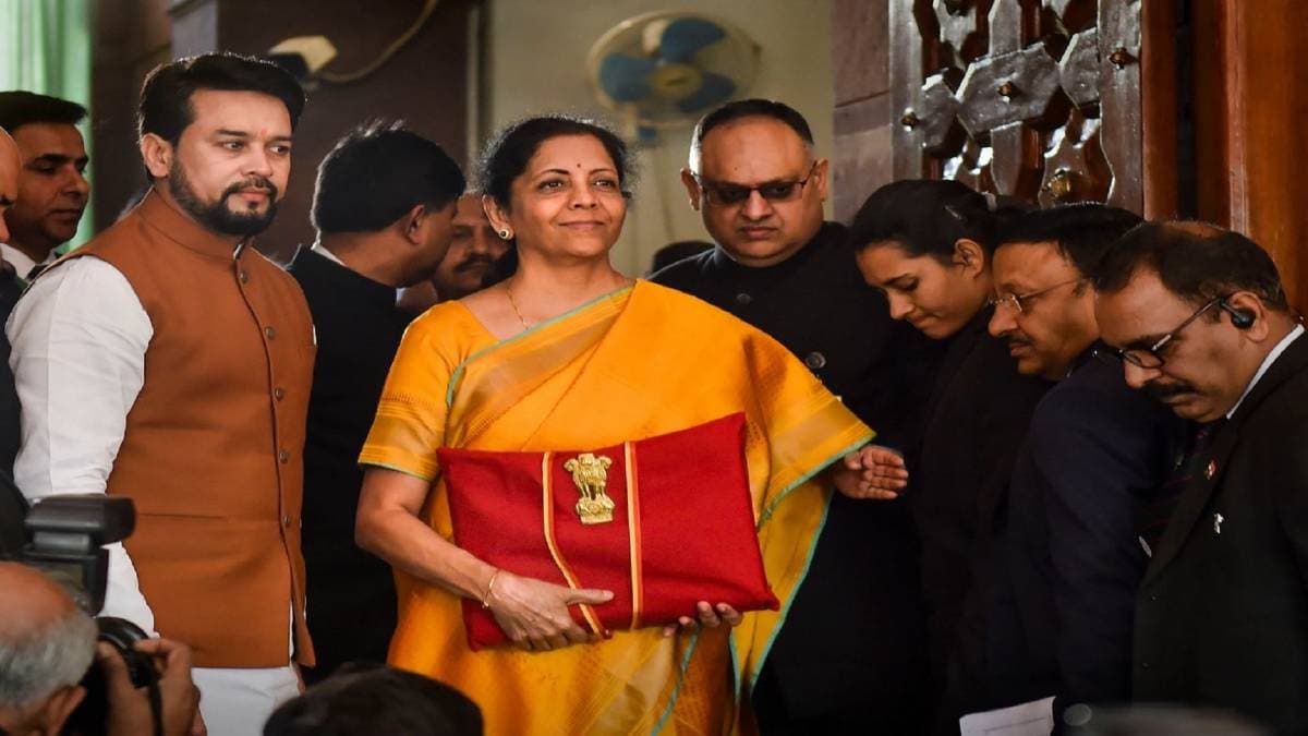 वित्त मंत्री निर्मला सीतारमण ने संसद में पेश किया बजट (File-PTI)