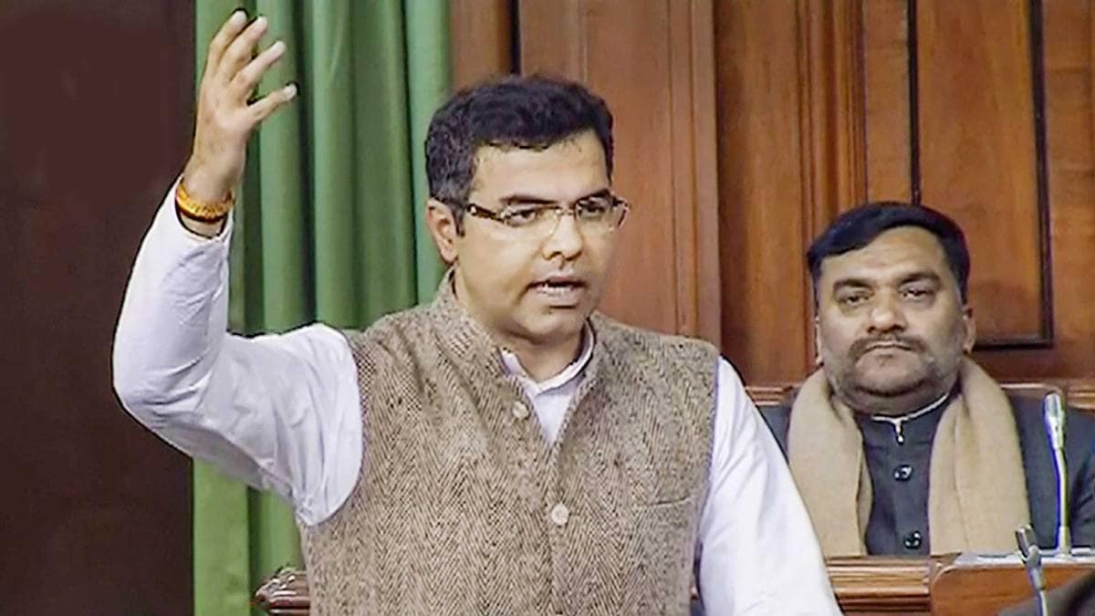 संसद में हुई जोरदार नारेबाजी