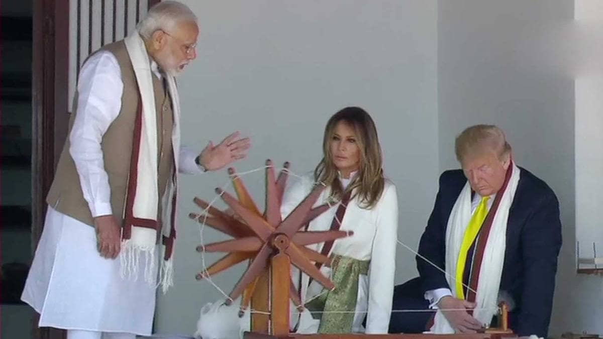 मोदी संग साबरमती आश्रम पहुंचे ट्रंप (ANI)