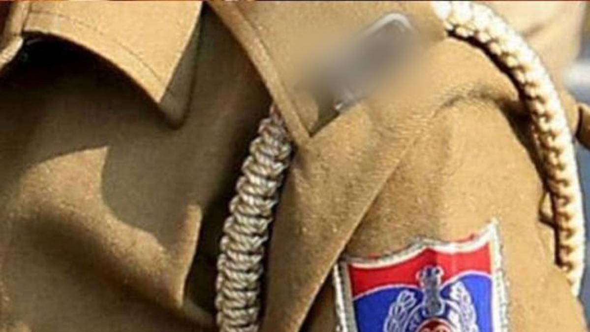 होमगार्ड जवान को सड़क पर घसीटने के बाद छोड़ा (सांकेतिक तस्वीर)