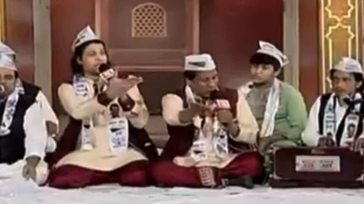 सूफी संगीत में सियासी तड़का