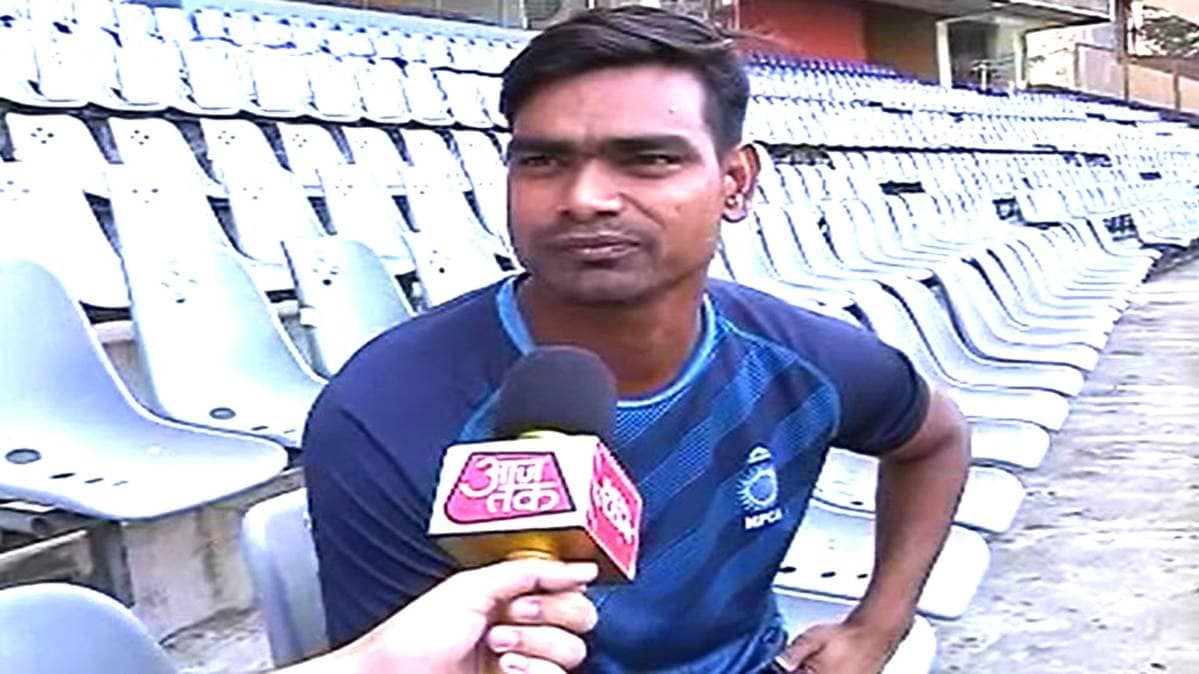 बाएं हाथ के तेज गेंदबाज रवि यादव