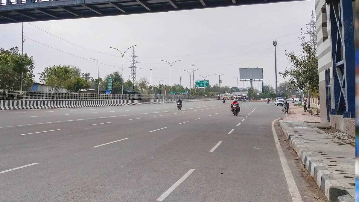 दिल्ली-नोएडा के लिए जाने वाला रास्ता (फोटो- PTI)