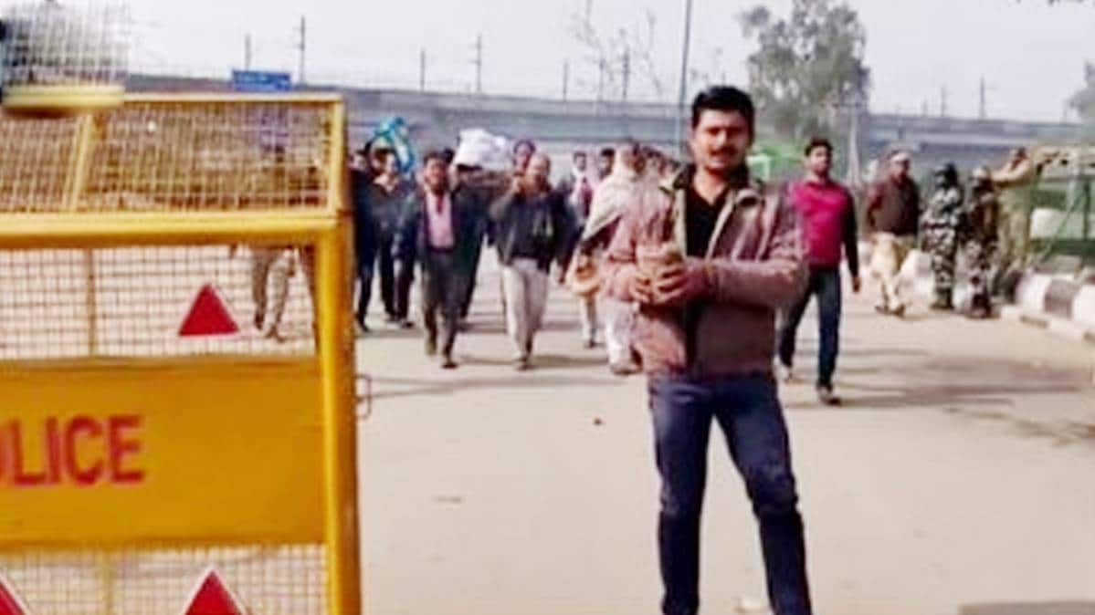 Shaheen Bagh Protestors allowed funeral procession to pass through road