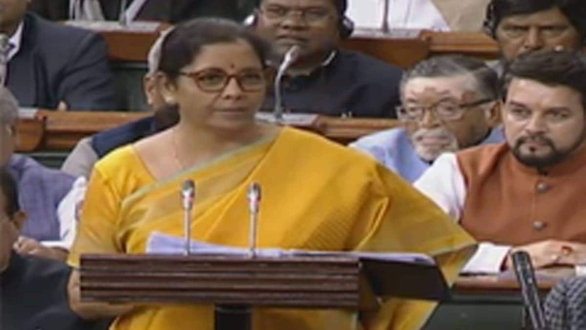 Budget 2020: GDP में मामूली बढ़ोतरी (फोटो-ANI)