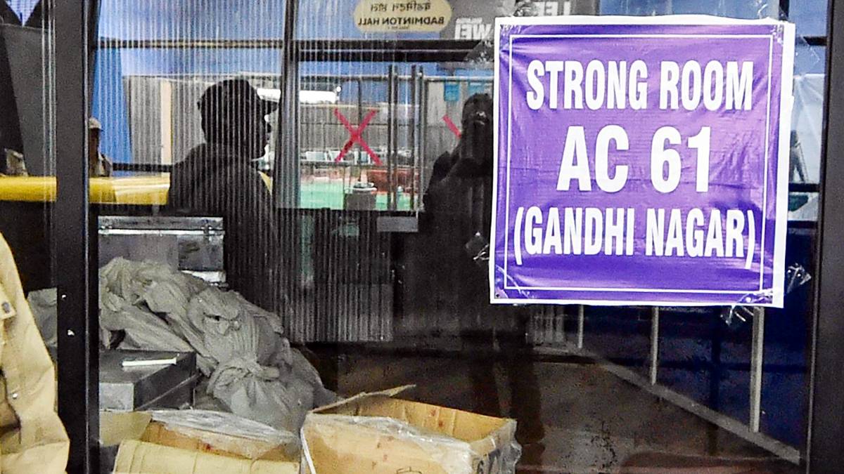 Delhi Election Result 2020: EVM की कड़ी निगरानी (pti)