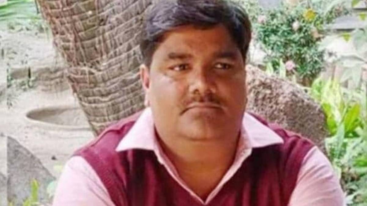 ताहिर हुसैन पर दिल्ली पुलिस की बड़ी कार्रवाई